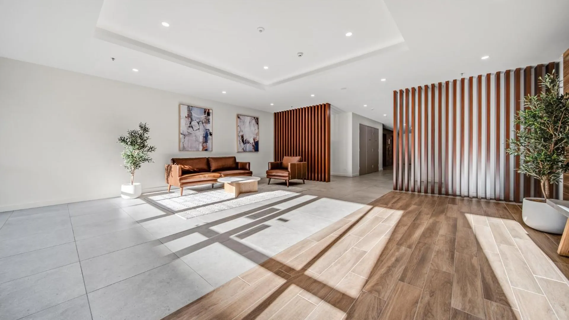 Spacious 1-Bed Apartment With Gym, Bbq & Parking Kingston